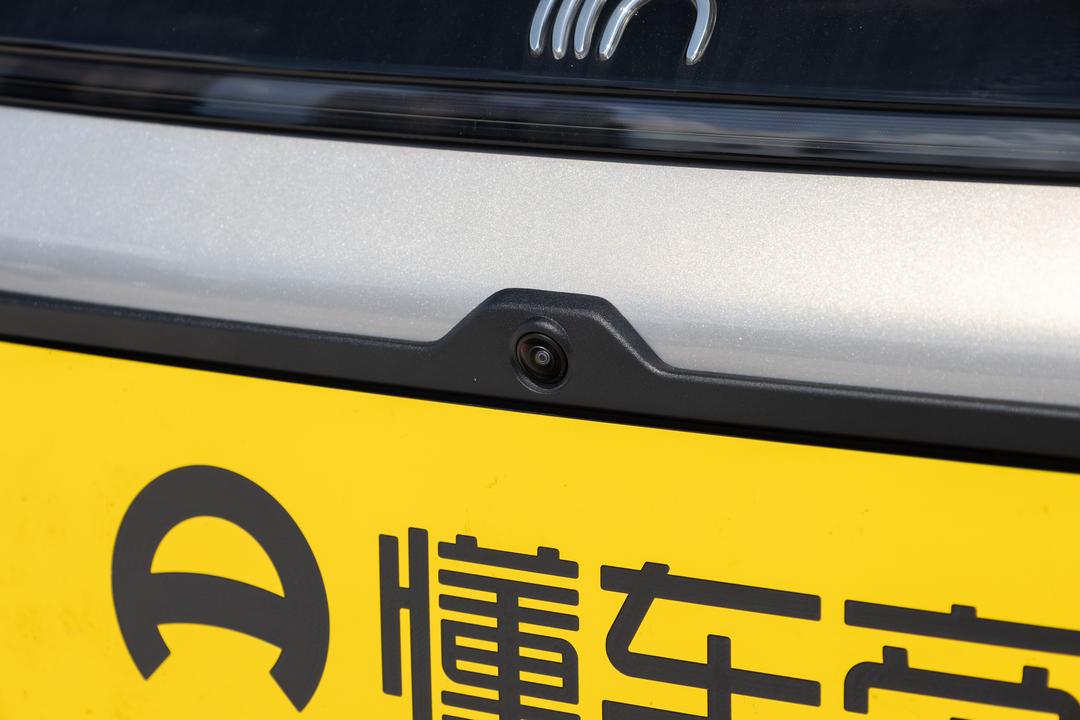 BYD Han DM 2026, фото 15