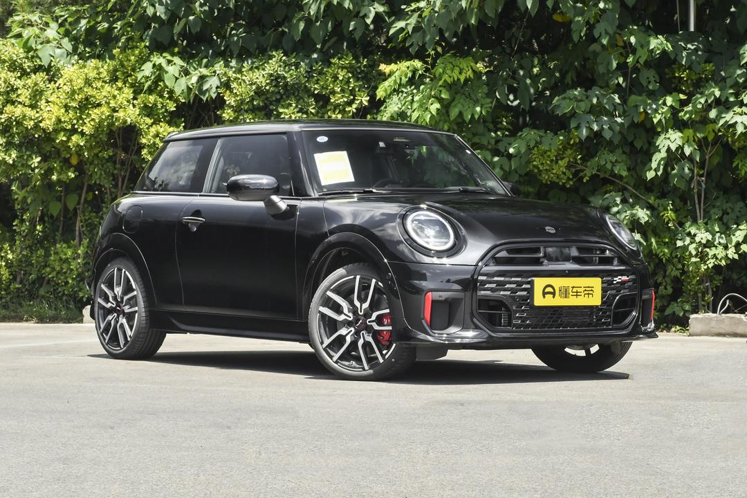 MINI JCW 2026, фото 3