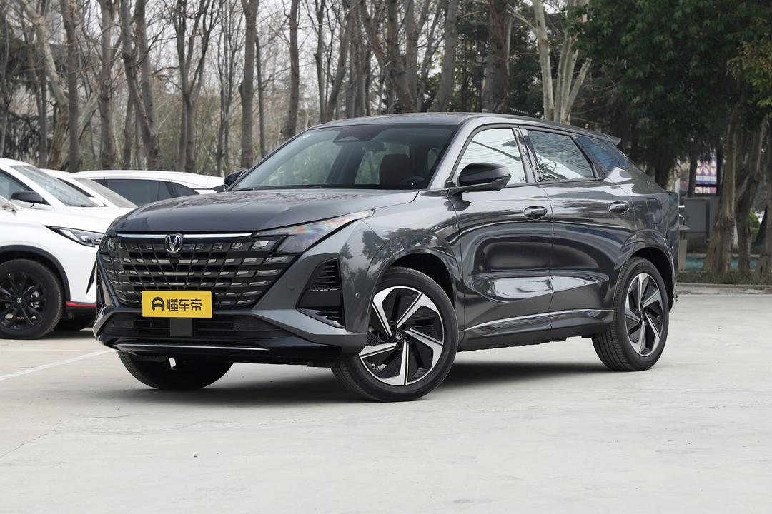 Changan UNI-Z PHEV 2026, фото 1