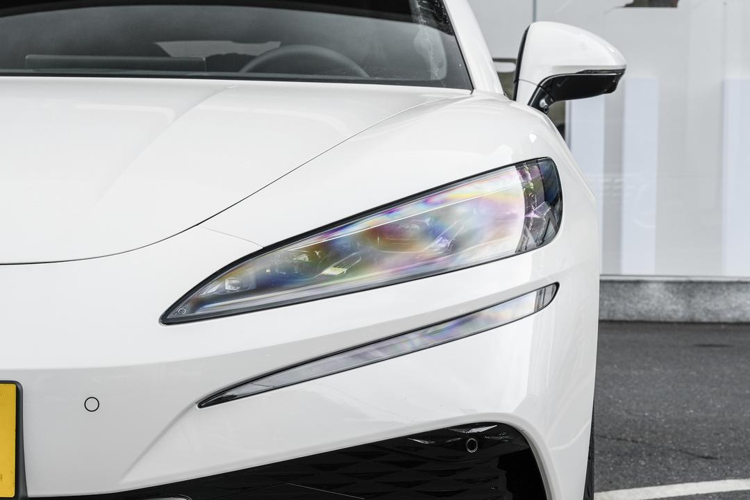Denza Z9GT EV 2026, фото 11