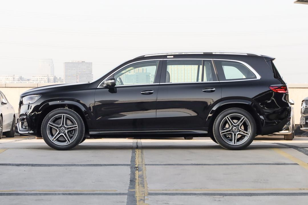 Mercedes-Benz GLS 2026, фото 4