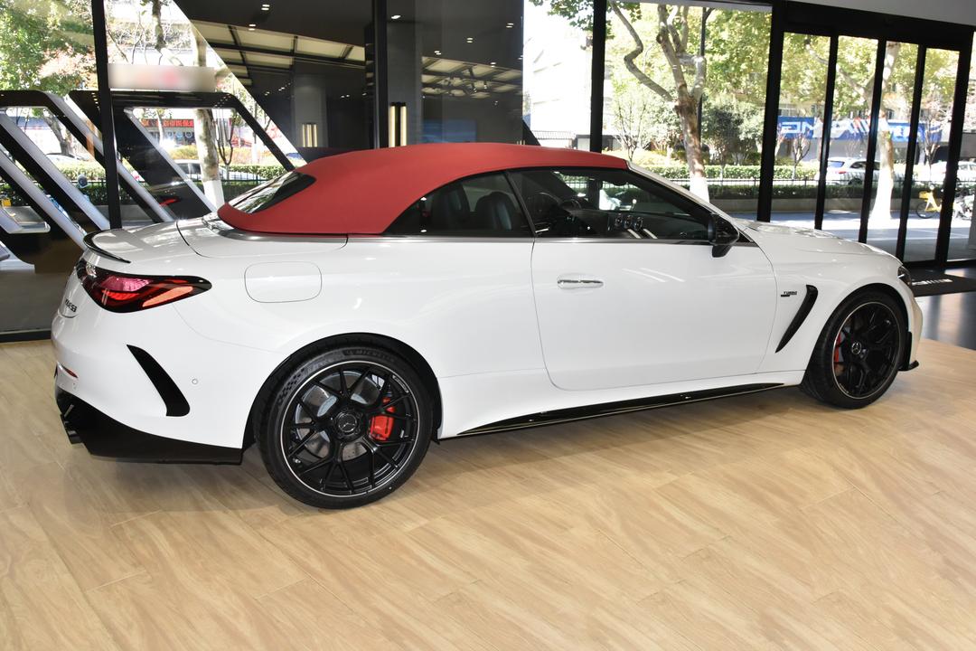 Mercedes-Benz CLE-Class AMG 2026, фото 8
