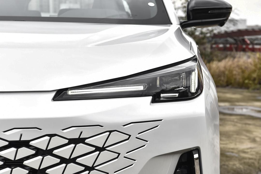 Changan CS55 PLUS PHEV 2026, фото 12
