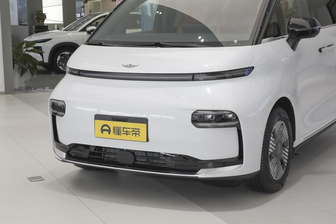Geely Yizhen L380 2026, фото 9