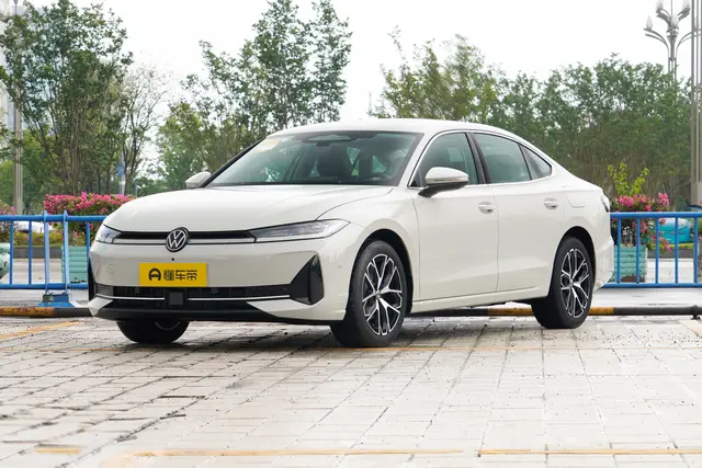 Volkswagen Passat PHEV 2026 — купить из Китая под заказ