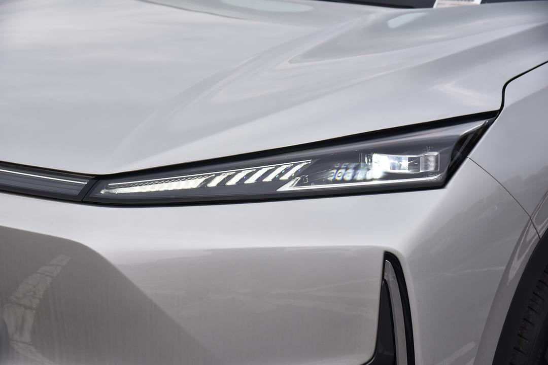 Dongfeng L7 EV 2026, фото 14