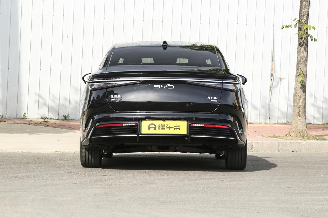 BYD Seal 07 DM 2026, фото 6
