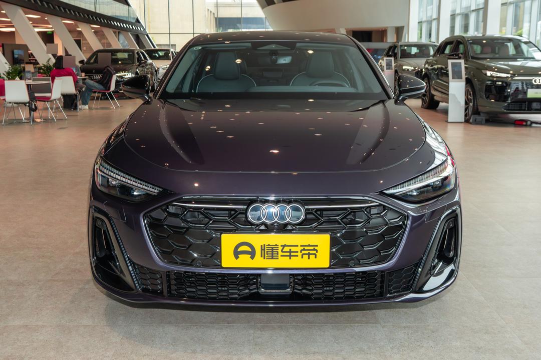 Audi A5L 2026, фото 2