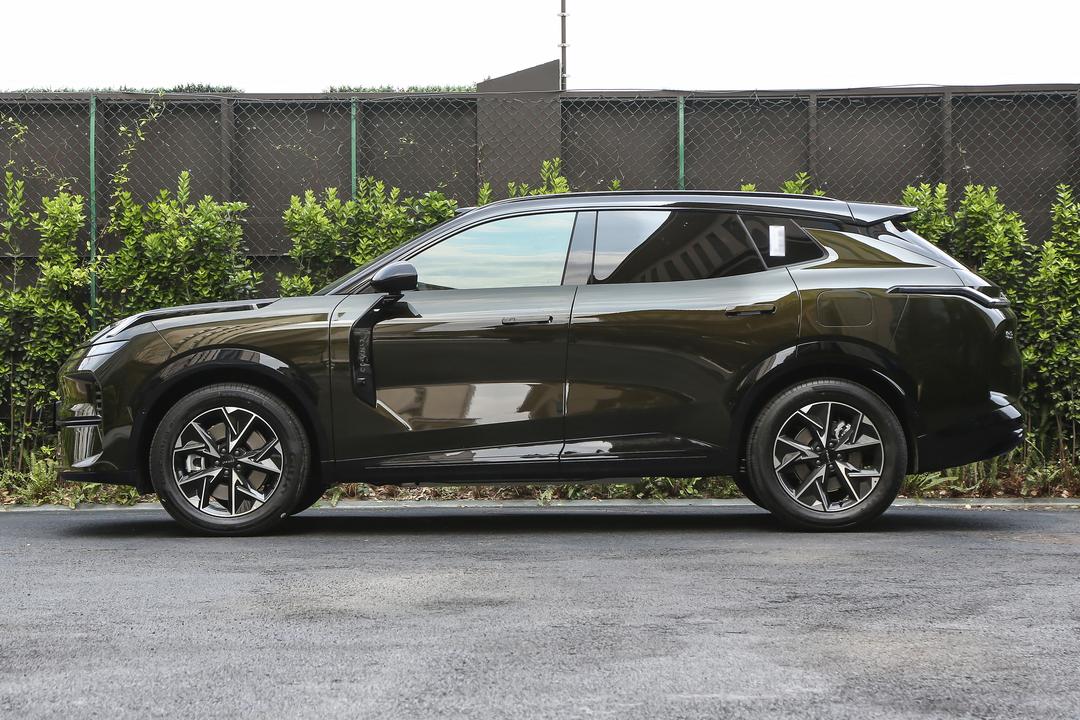 Lynk & Co 08 EM-P 2026, фото 4