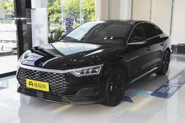 BYD e9 EV 2026 — купить из Китая под заказ