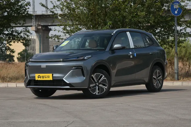 Geely Starship 7 EM-i 2026 — купить из Китая под заказ