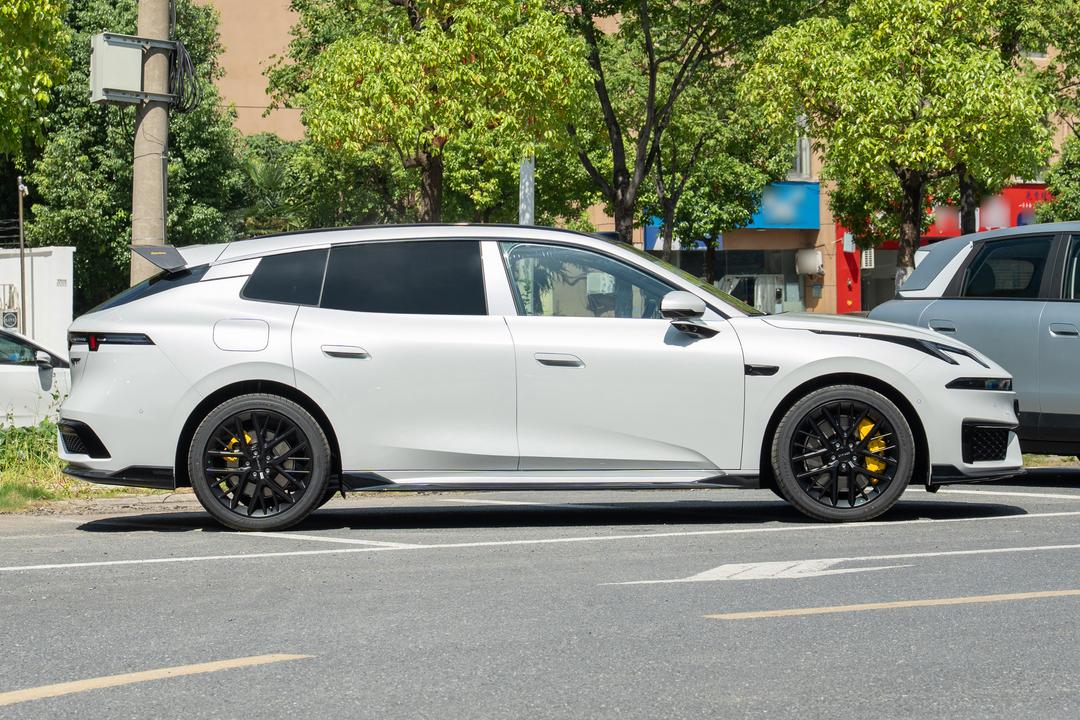 Lynk & Co 07GT 2026, фото 8