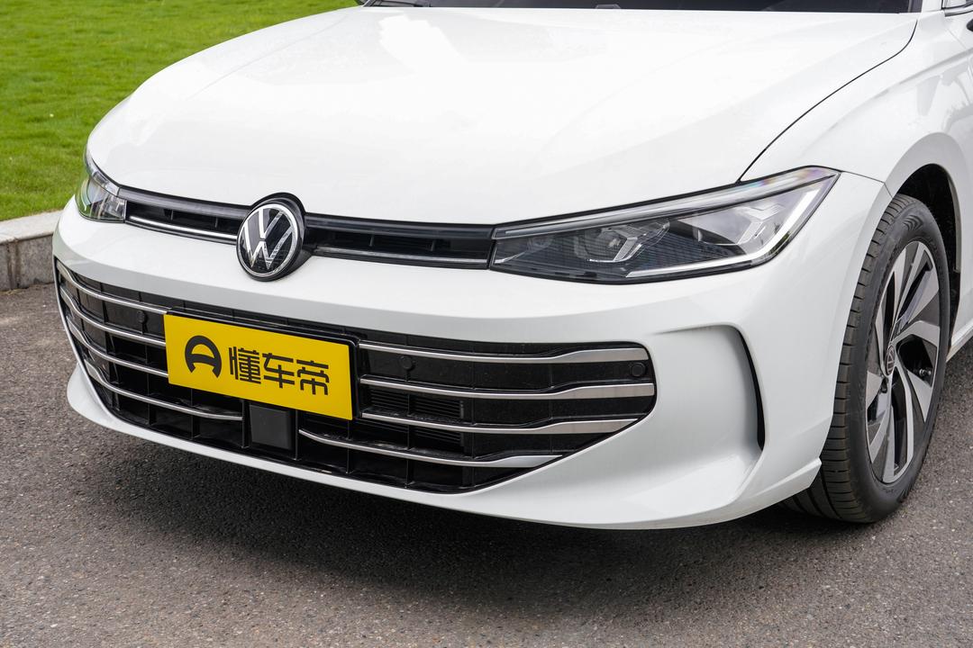 Volkswagen Passat 2026, фото 9
