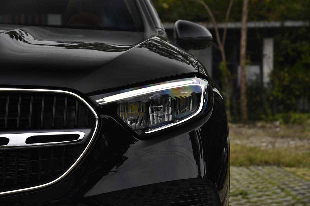 Mercedes-Benz GLC-Class 2026, фото 12