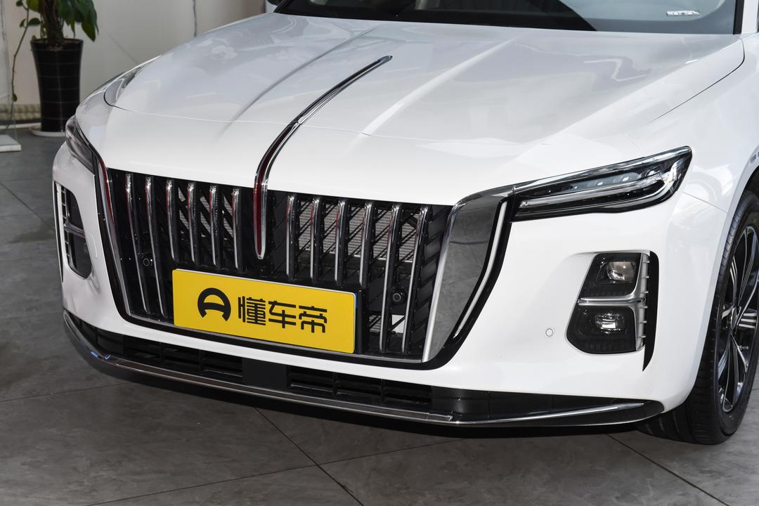 Hongqi H5 PHEV 2026, фото 9