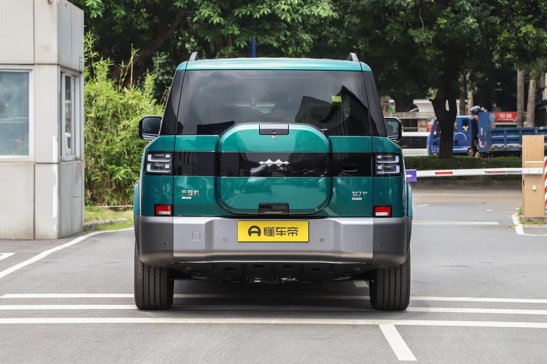 BYD Titan 7 EV 2026, фото 6