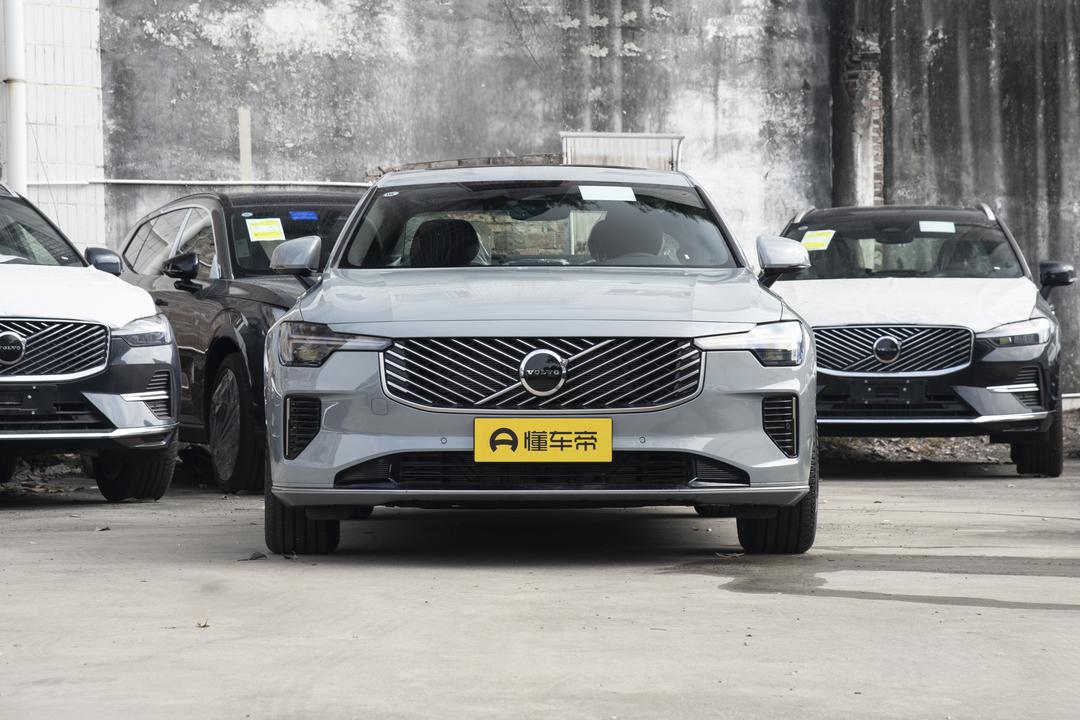 Volvo S90 2026, фото 2