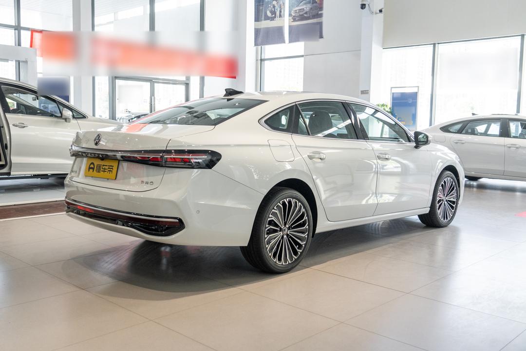 Volkswagen Passat 2026, фото 7
