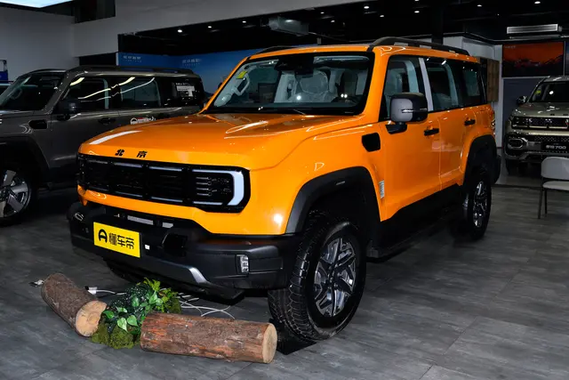 BAIC BJ40 2026 — купить из Китая под заказ