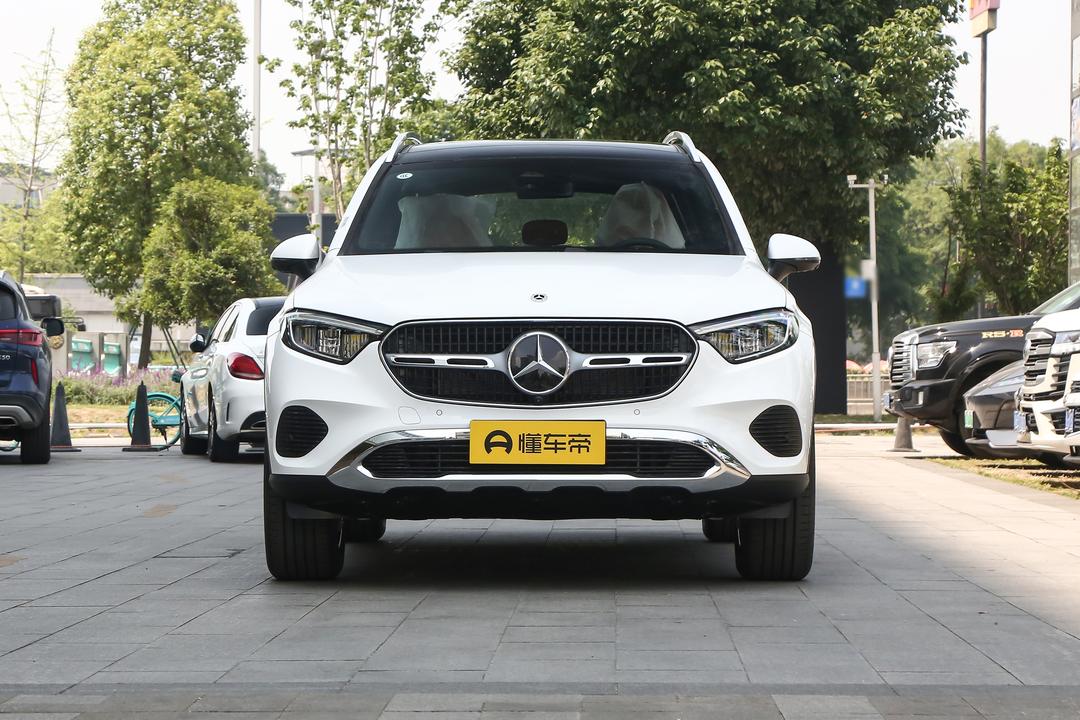 Mercedes-Benz GLC-Class 2026, фото 2