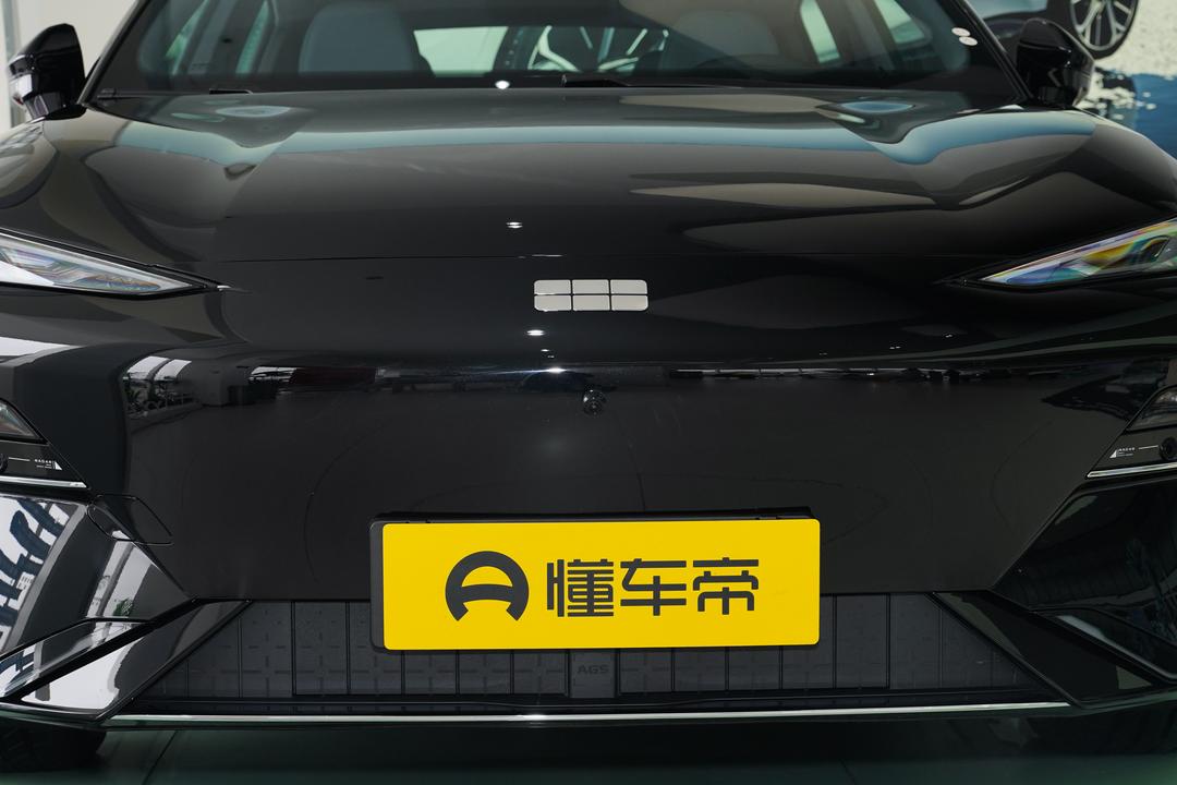 Geely Galaxy E8 2026, фото 9