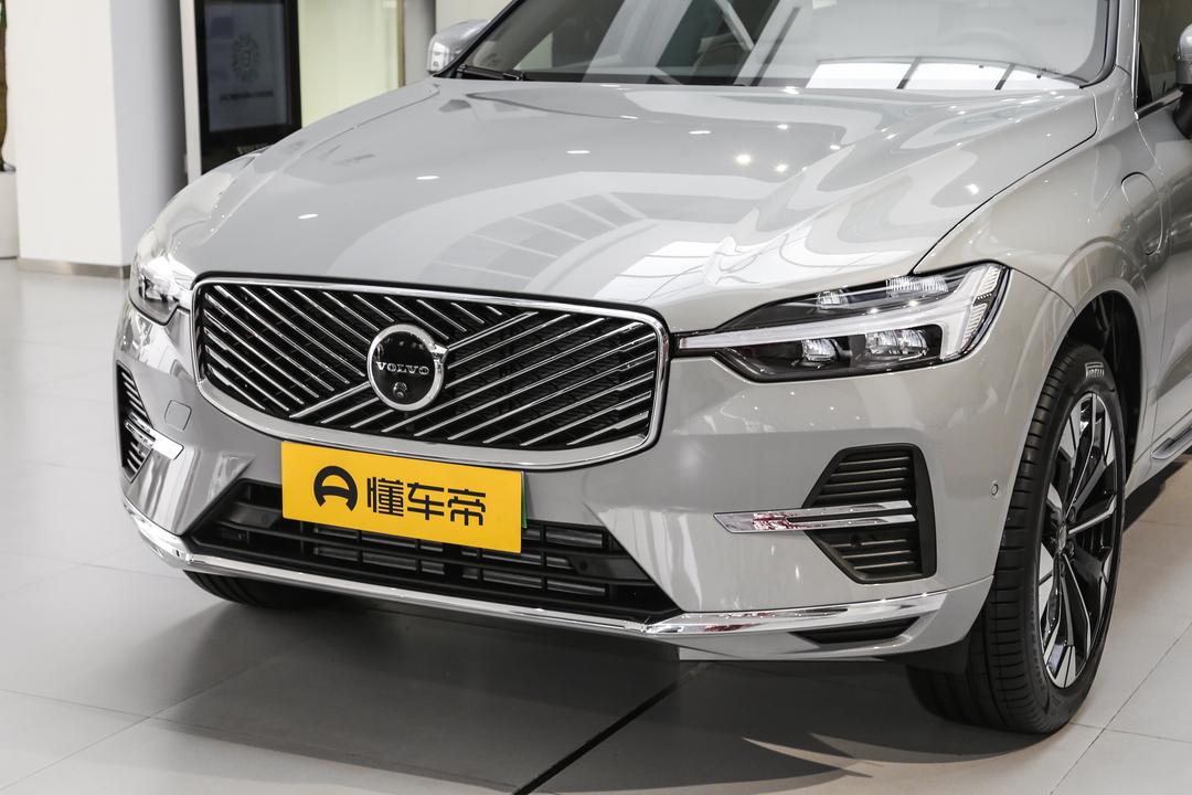 Volvo XC60 PHEV 2026, фото 9