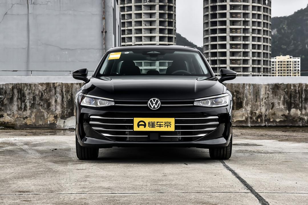 Volkswagen Passat 2026, фото 2