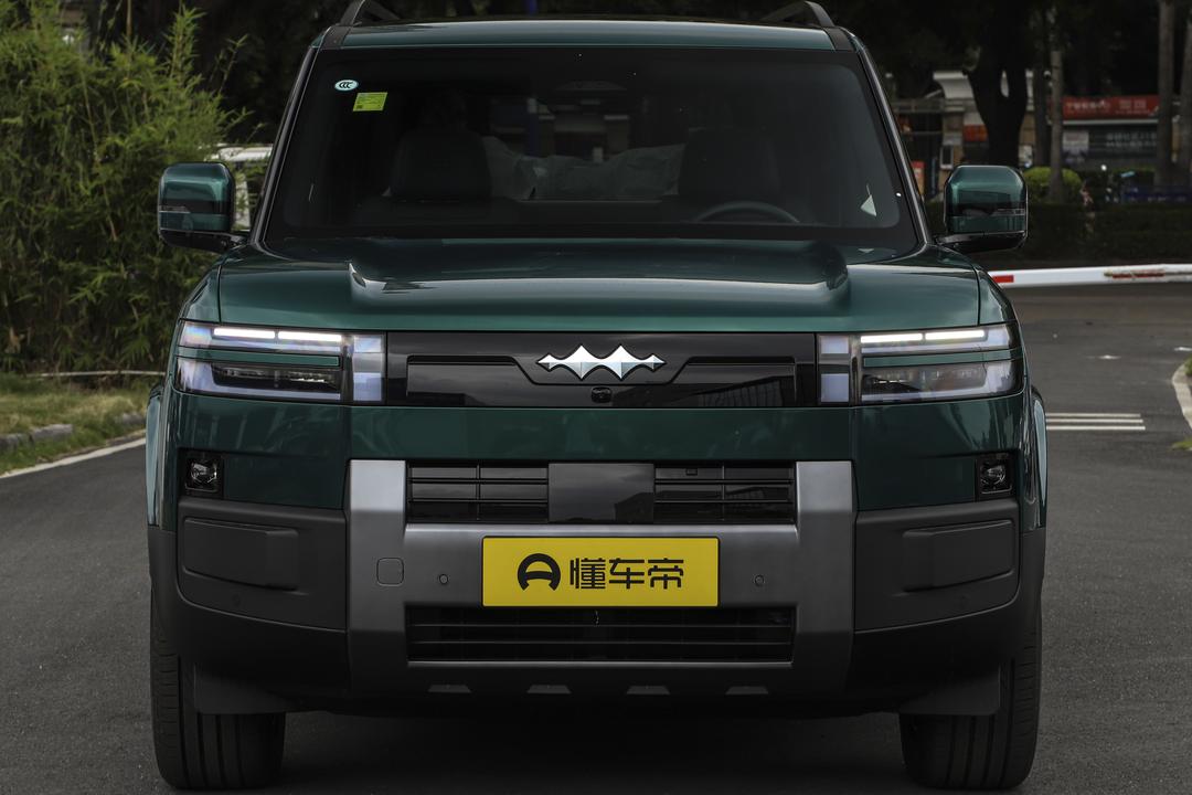 BYD Titan 7 EV 2026, фото 12