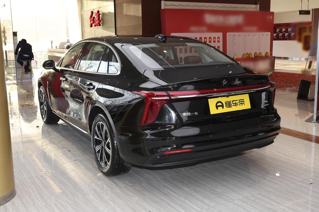 Hongqi H5 PHEV 2026, фото 5
