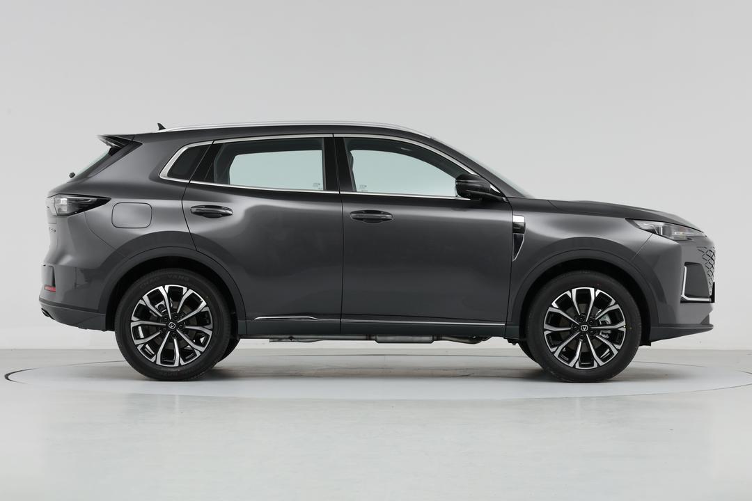 Changan CS55 PLUS PHEV 2026, фото 8