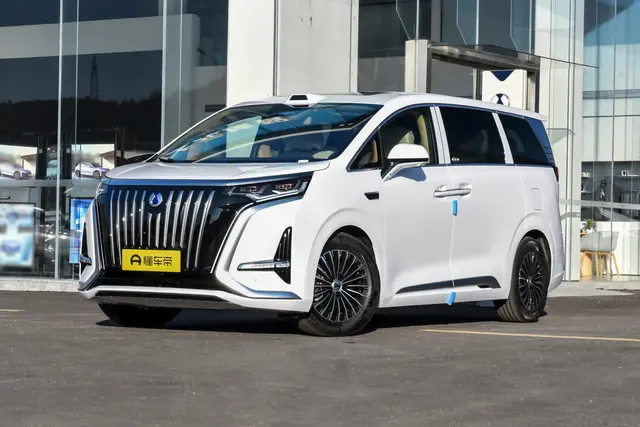 Denza D9 EV 2026 — купить из Китая под заказ