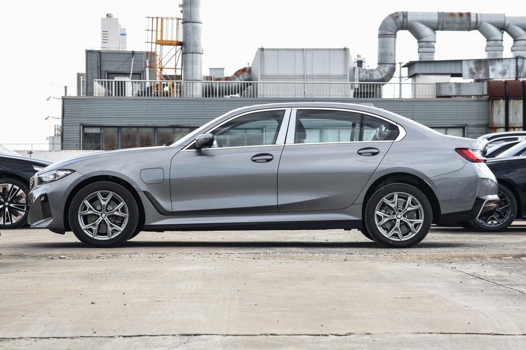 BMW i3 2026, фото 4