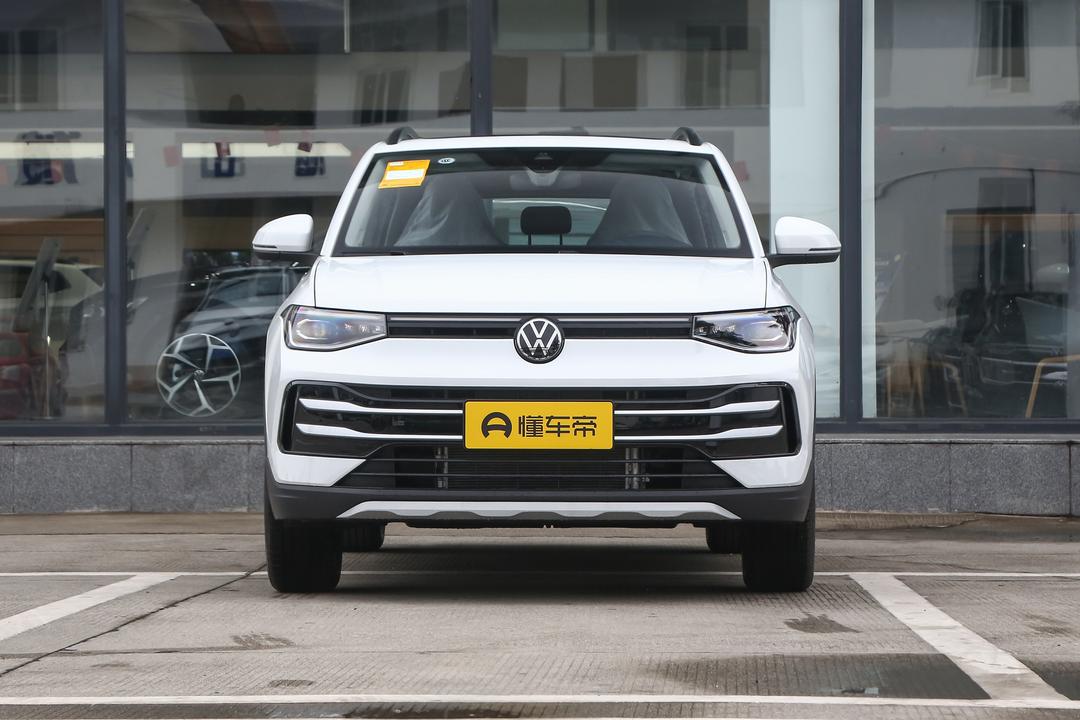 Volkswagen Tharu 2026, фото 2