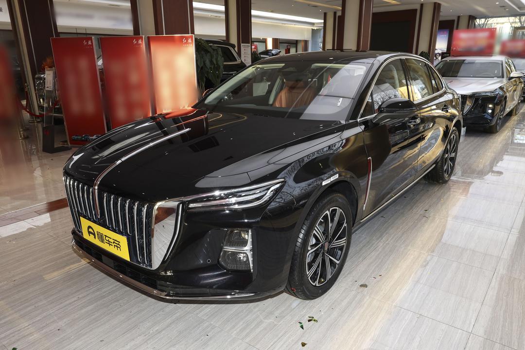 Hongqi H5 PHEV 2026, фото 1