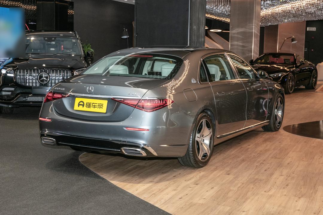 Mercedes-Benz Maybach S-Class 2026, фото 5