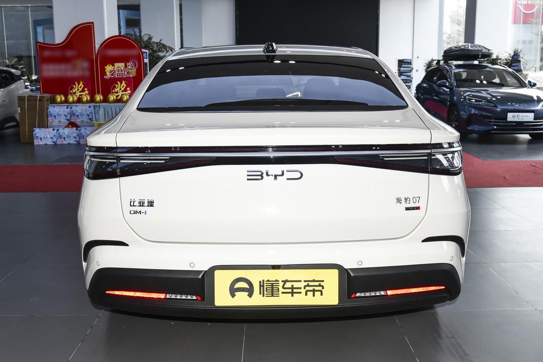 BYD Seal 07 DM 2026, фото 6
