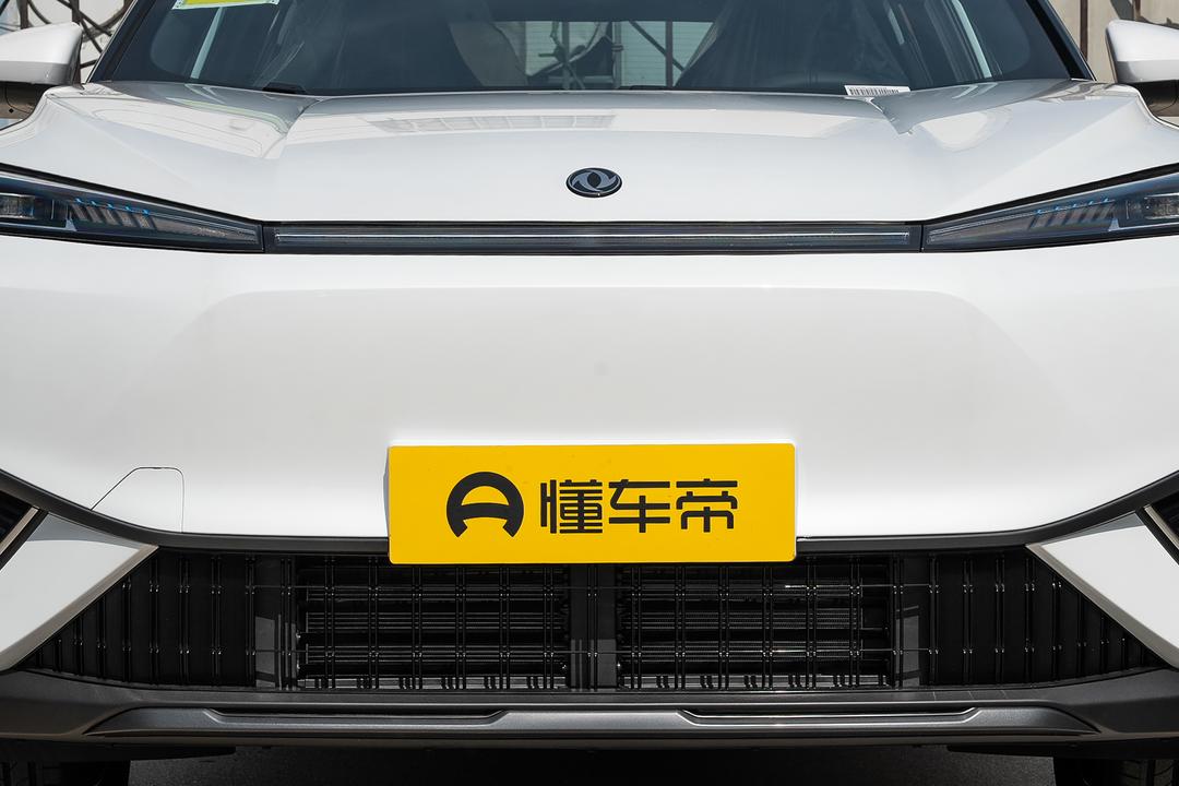 Dongfeng L7 PHEV 2026, фото 10