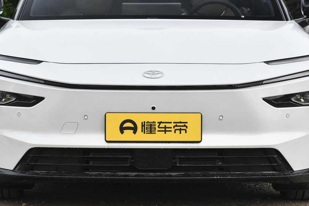 Toyota bZ7 2026, фото 10
