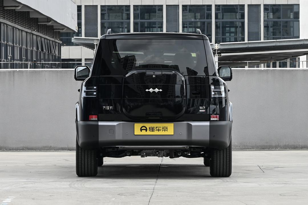 BYD Titan 7 PHEV 2026, фото 6