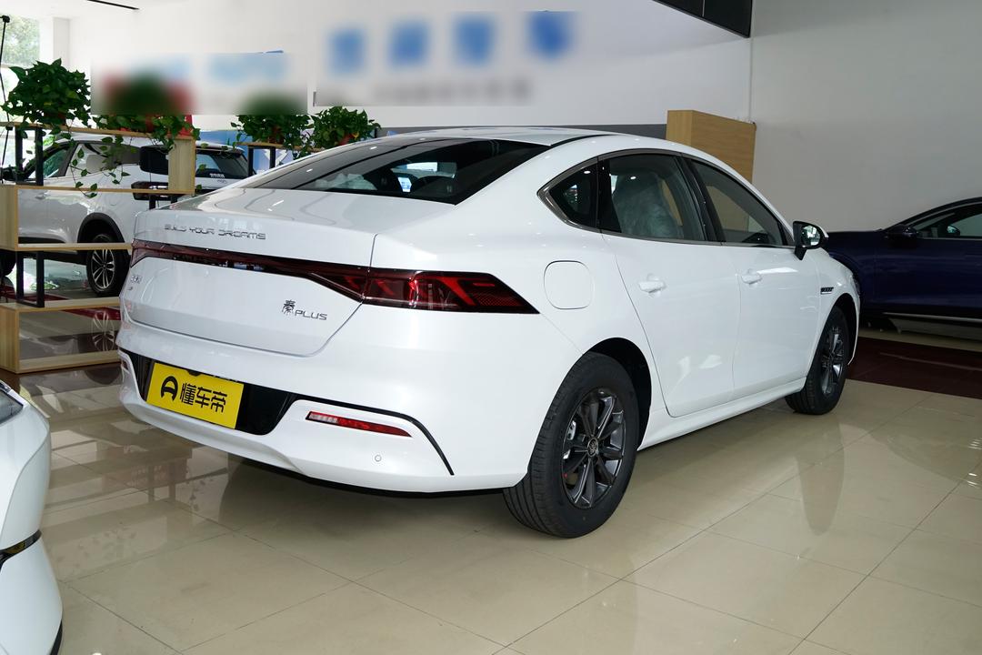 BYD Qin PLUS EV 2026, фото 7