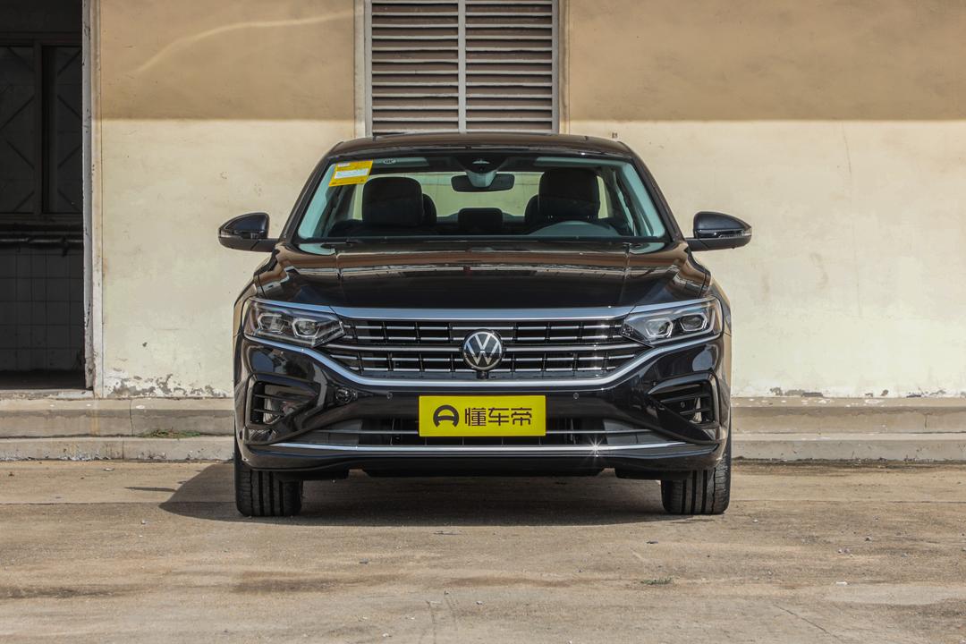 Volkswagen Passat 2026, фото 2