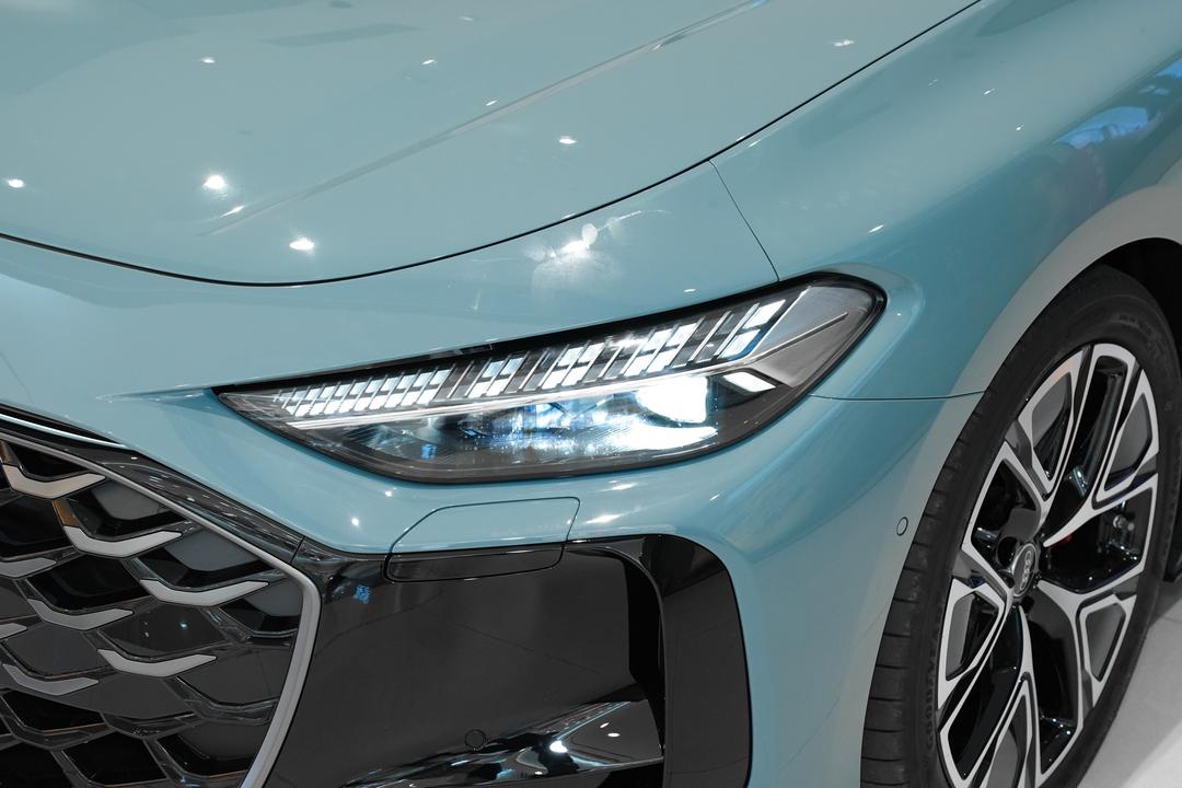 Audi A5L Sportback 2026, фото 14