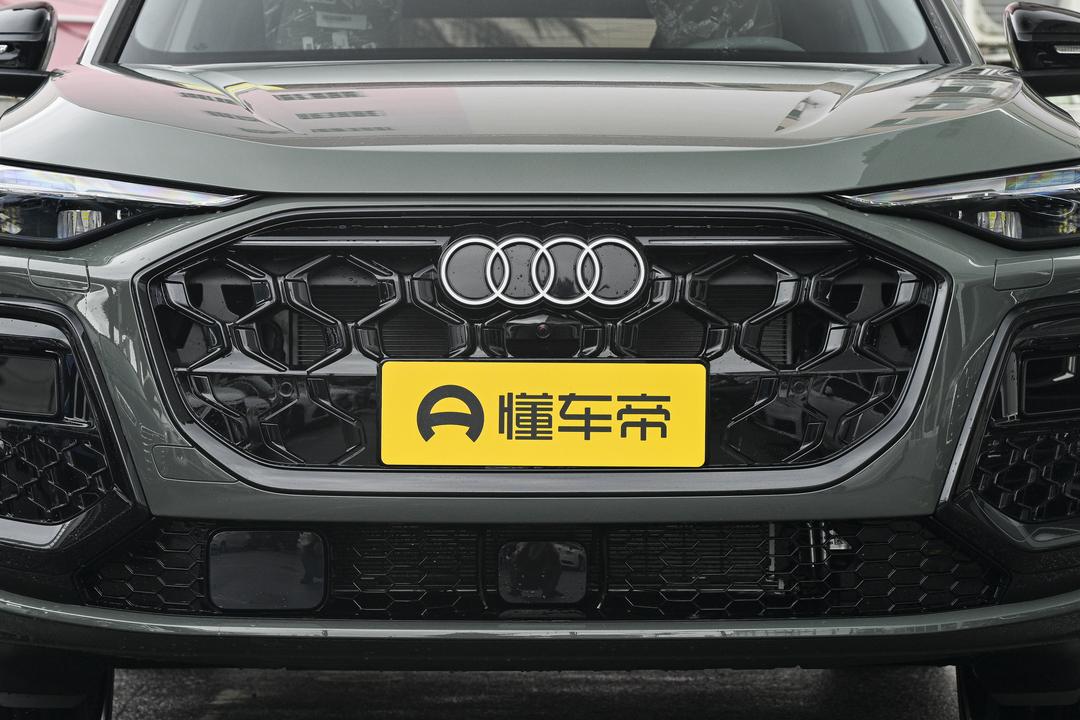 Audi Q5L 2026, фото 10