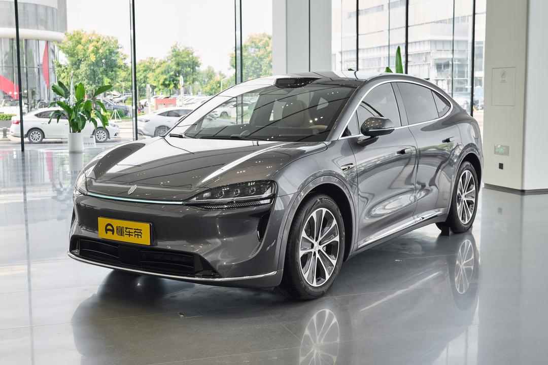 Luxeed R7