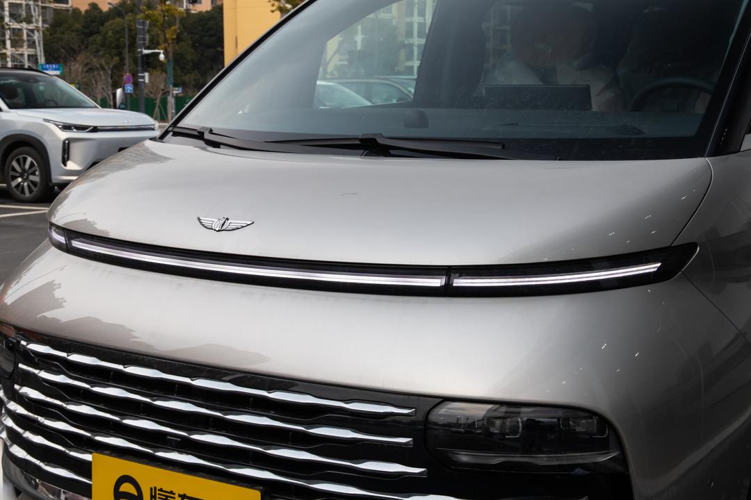 Geely V900 2026, фото 12