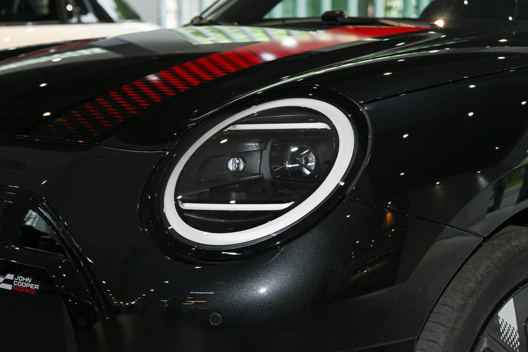 MINI JCW EV 2026, фото 13