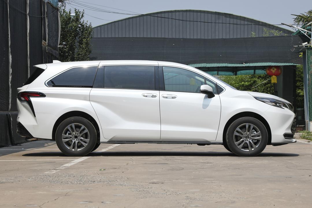 Toyota Sienna 2026, фото 8
