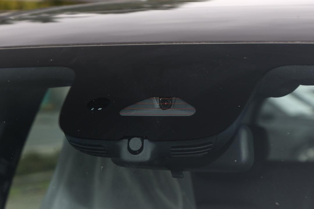 Mercedes-Benz EQB 2026, фото 15