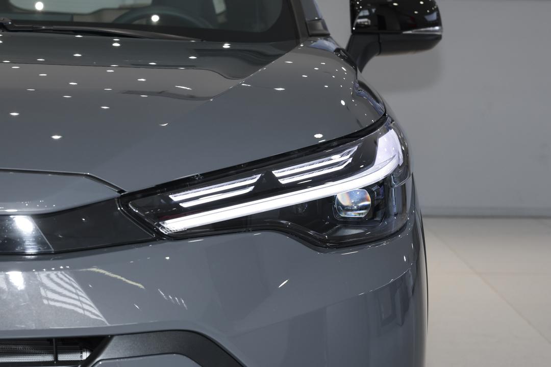 Toyota Frontlander 2026, фото 12
