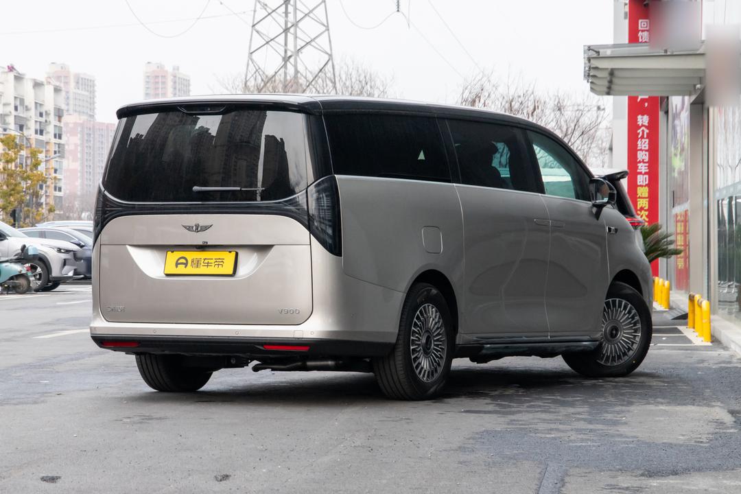 Geely V900 2026, фото 7
